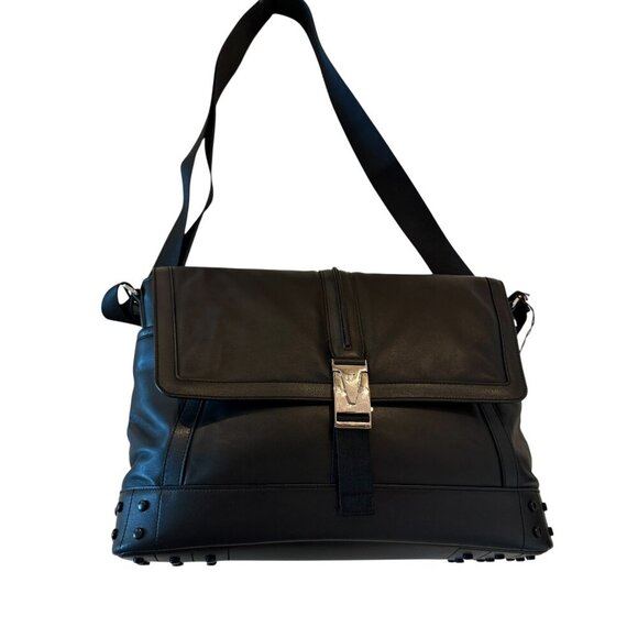 Tod's Italy Black Leather New Messenger XBMTDSY9200ND6B999 - Picture 1 of 15
